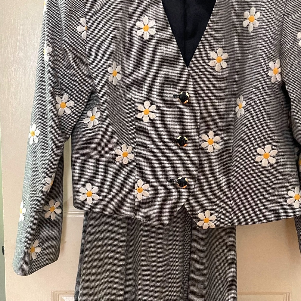 Doncaster Suit